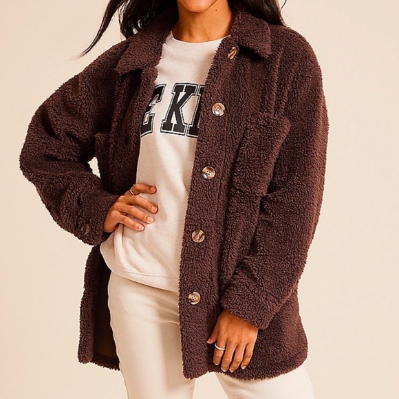 (NWT) Maurices Women’s Cozy Sherpa Shacket in Umber Brown - Picture 4 of 16